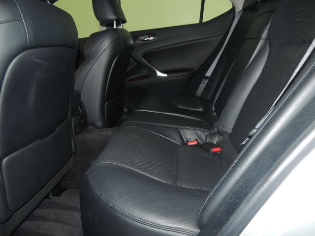 2007 Lexus IS 250 Ext Cab SLE Longbed