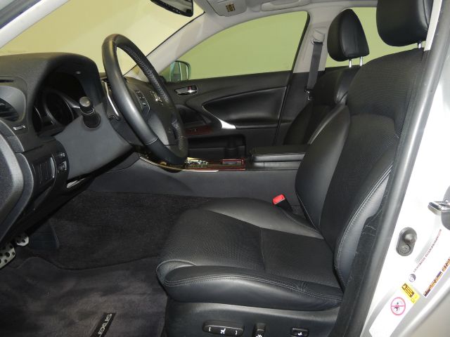 2007 Lexus IS 250 Ext Cab SLE Longbed