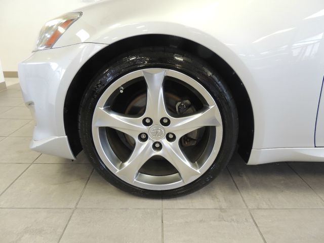 2007 Lexus IS 250 Ext Cab SLE Longbed