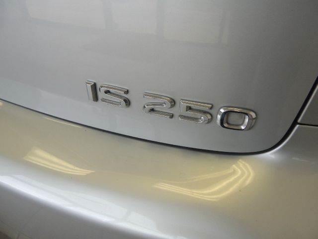 2007 Lexus IS 250 Ext Cab SLE Longbed