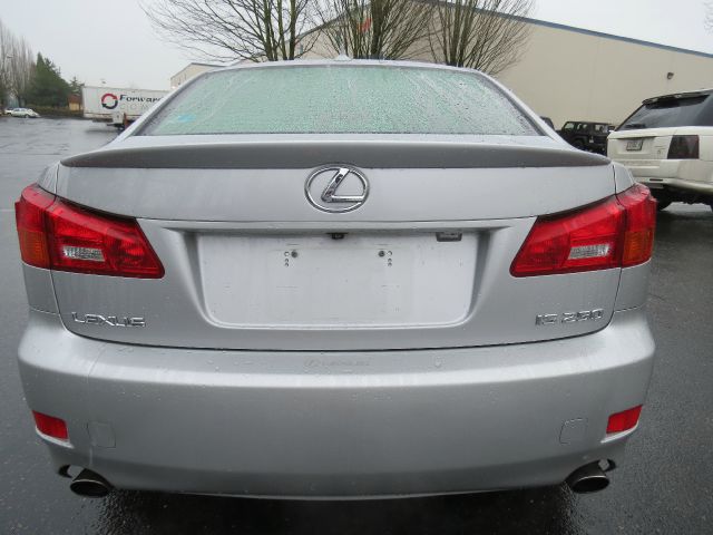 2007 Lexus IS 250 Ext Cab SLE Longbed