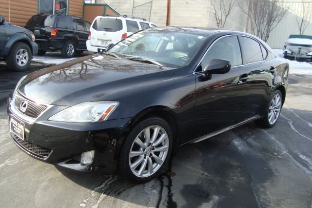 2007 Lexus IS 250 4WD 4-door Sport/entertainment Pkg