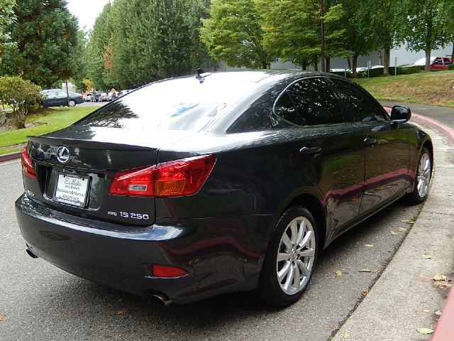 2007 Lexus IS 250 4WD 4-door Sport/entertainment Pkg