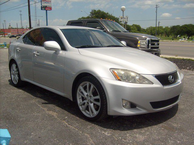2007 Lexus IS 250 Ext Cab SLE Longbed