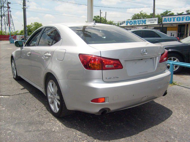 2007 Lexus IS 250 Ext Cab SLE Longbed