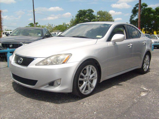 2007 Lexus IS 250 Ext Cab SLE Longbed