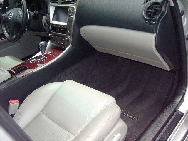 2007 Lexus IS 250 Ext Cab SLE Longbed