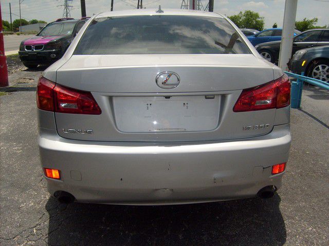 2007 Lexus IS 250 Ext Cab SLE Longbed