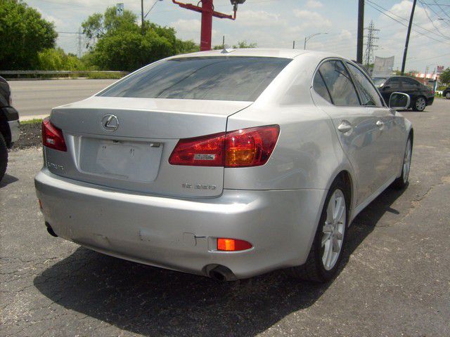 2007 Lexus IS 250 Ext Cab SLE Longbed