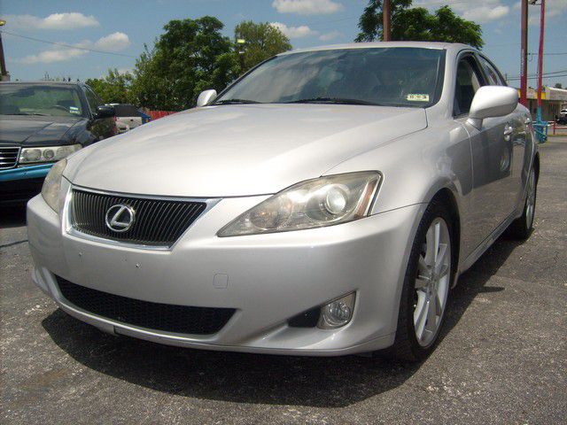 2007 Lexus IS 250 Ext Cab SLE Longbed