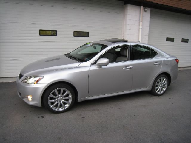 2007 Lexus IS 250 4WD 4-door Sport/entertainment Pkg