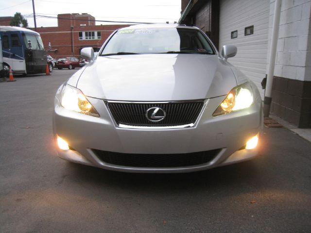 2007 Lexus IS 250 4WD 4-door Sport/entertainment Pkg