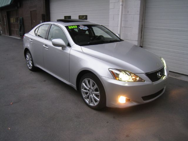 2007 Lexus IS 250 4WD 4-door Sport/entertainment Pkg