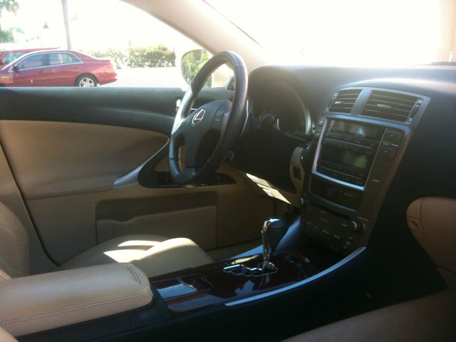 2007 Lexus IS 250 Ext Cab SLE Longbed