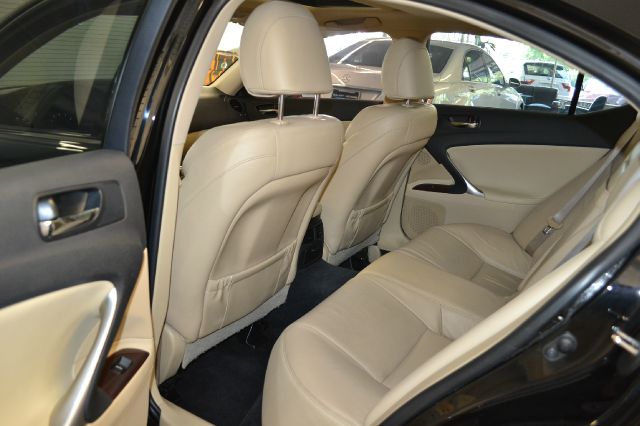 2008 Lexus IS 250 Ext XT AWD