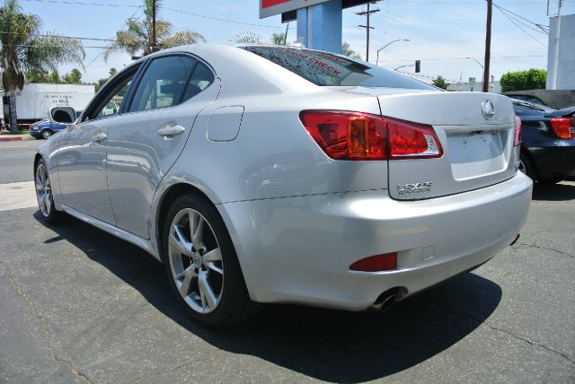 2009 Lexus IS 250 Ext Cab SLE Longbed