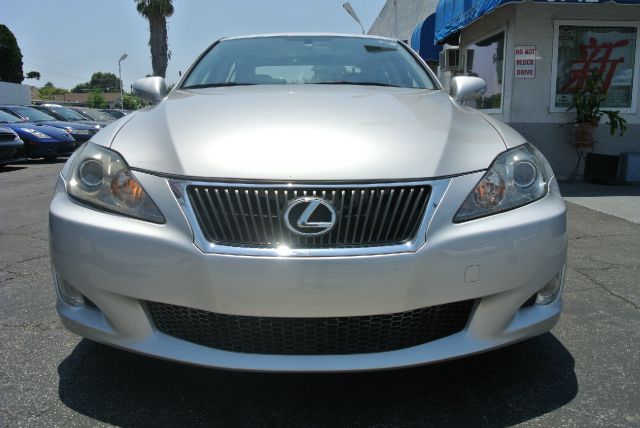 2009 Lexus IS 250 Ext Cab SLE Longbed
