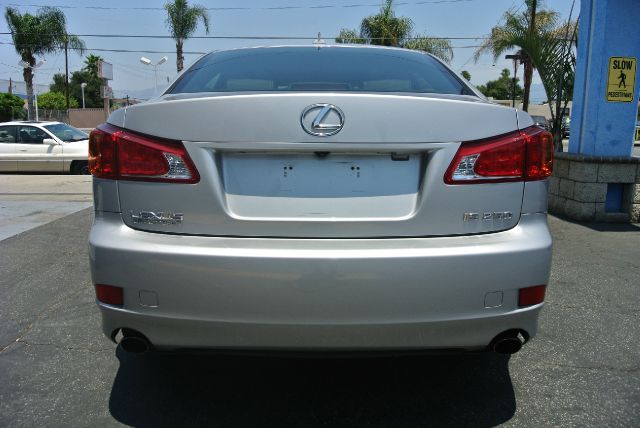 2009 Lexus IS 250 Ext Cab SLE Longbed