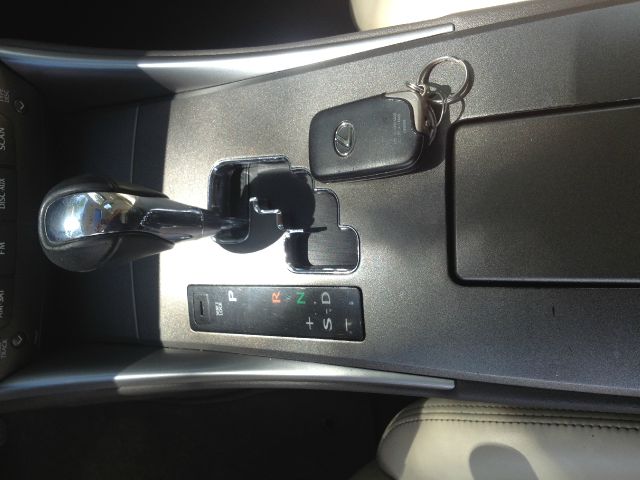 2009 Lexus IS 250 Ext Cab SLE Longbed