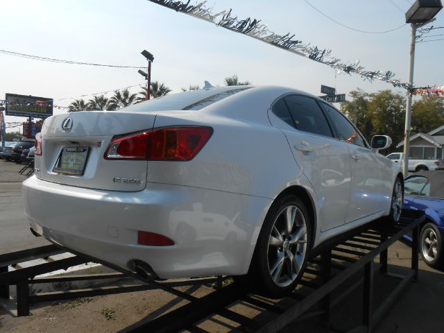2009 Lexus IS 250 Ext Cab SLE Longbed