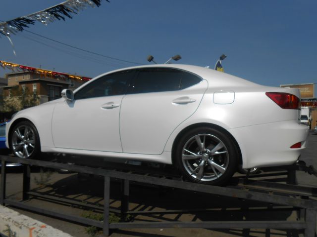 2009 Lexus IS 250 Ext Cab SLE Longbed
