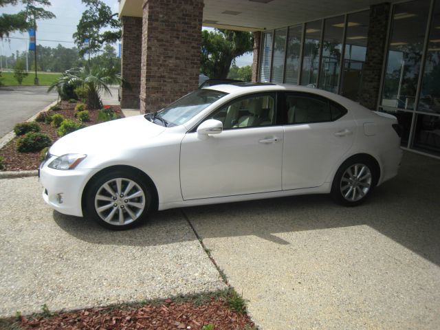 2010 Lexus IS 250 Ext Cab SLE Longbed