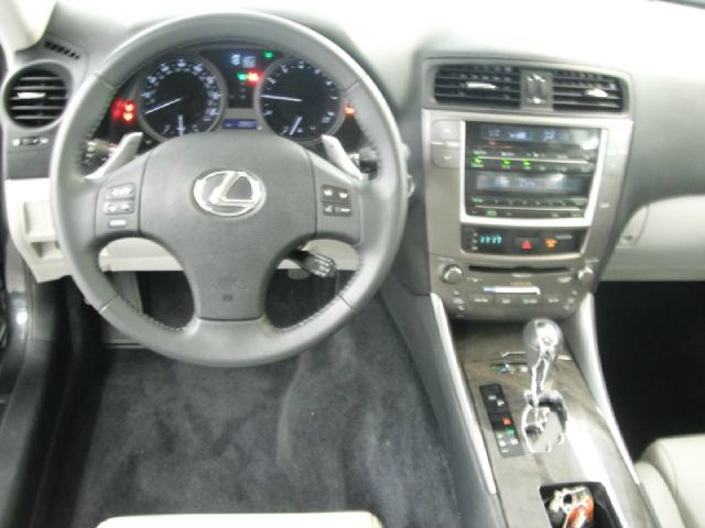 2010 Lexus IS 250 4WD 4-door Sport/entertainment Pkg
