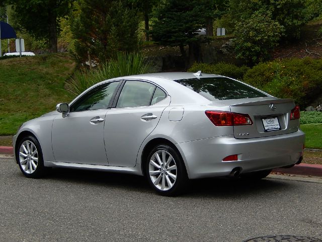2010 Lexus IS 250 Dvd-3rd ROW Seating