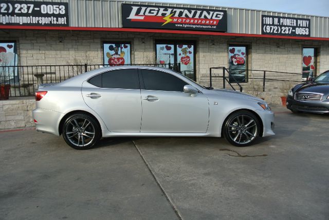 2011 Lexus IS 250 4WD Crew Cab Short Box SLE