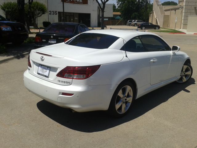 2010 Lexus IS 250C LT w/XM