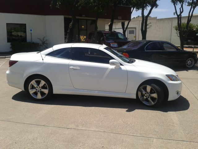 2010 Lexus IS 250C LT w/XM