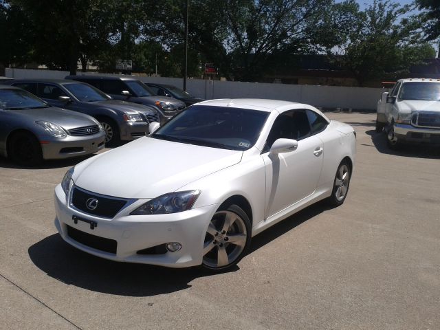 2010 Lexus IS 250C LT w/XM
