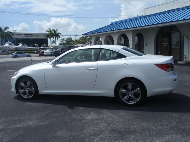 2010 Lexus IS 250C LT w/XM