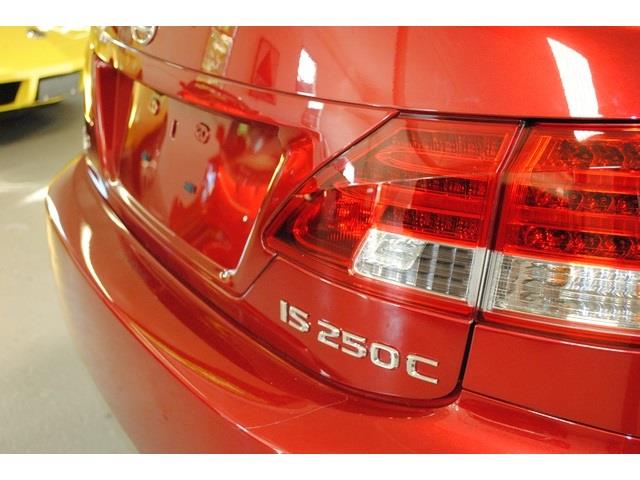 2010 Lexus IS 250C 4dr Sdn Touring Signature RWD