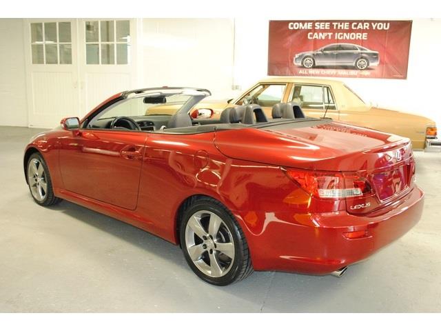 2010 Lexus IS 250C 4dr Sdn Touring Signature RWD