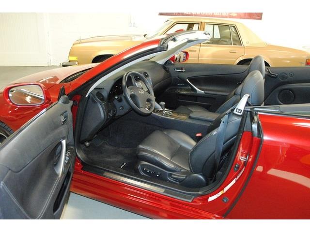 2010 Lexus IS 250C 4dr Sdn Touring Signature RWD