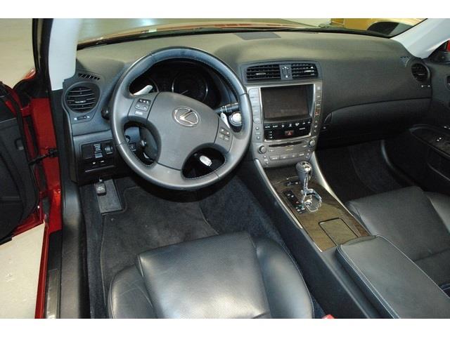 2010 Lexus IS 250C 4dr Sdn Touring Signature RWD