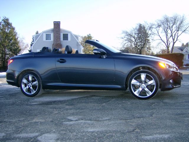 2011 Lexus IS 250C LS 4X4