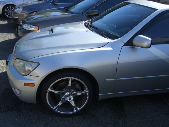 2001 Lexus IS 300 Base