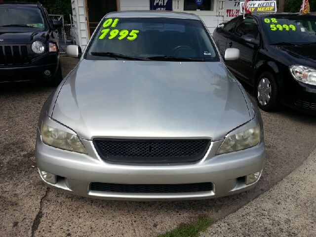 2001 Lexus IS 300 Base