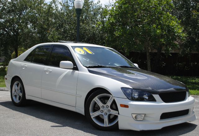 2001 Lexus IS 300 Base
