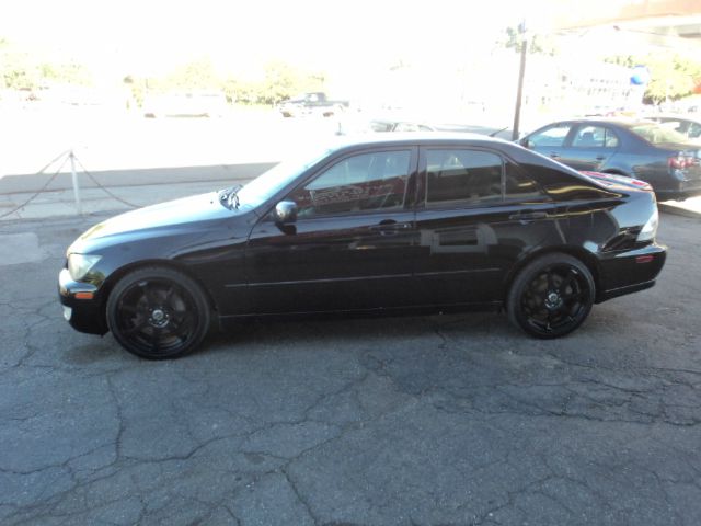 2001 Lexus IS 300 Base