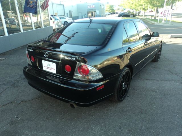 2001 Lexus IS 300 Base