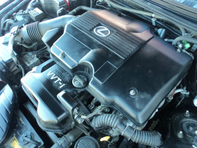 2001 Lexus IS 300 Base