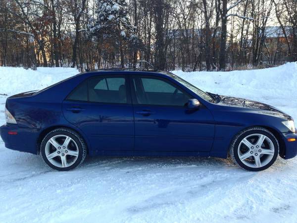 2001 Lexus IS 300 Base