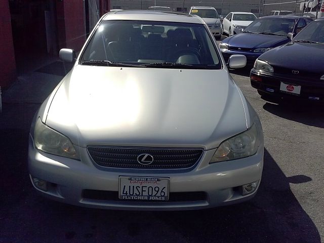 2001 Lexus IS 300 Base