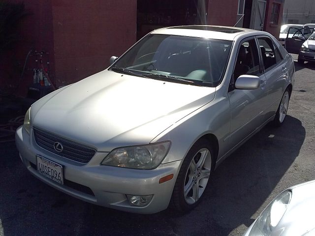 2001 Lexus IS 300 Base