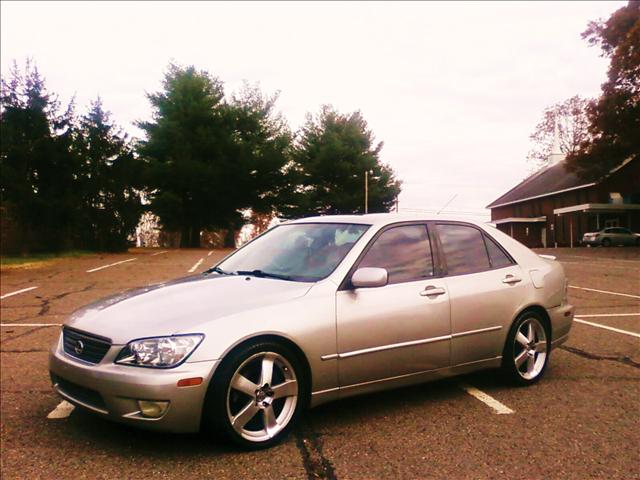 2001 Lexus IS 300 Unknown