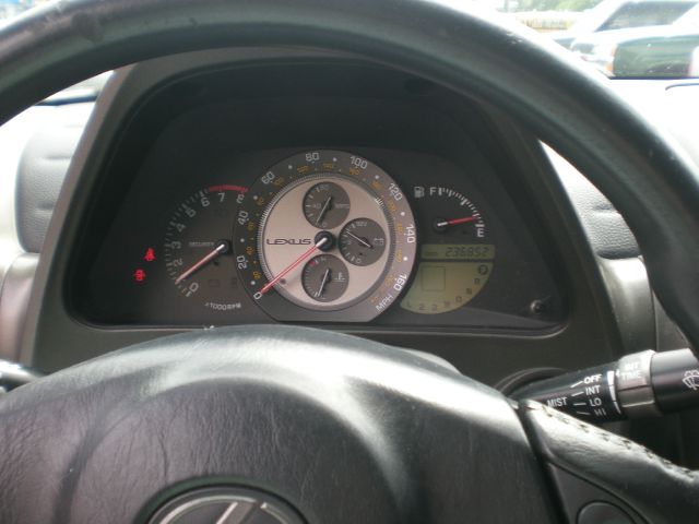 2001 Lexus IS 300 Base