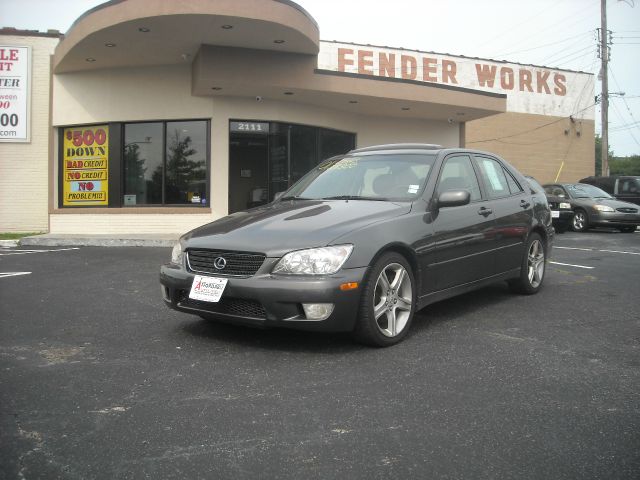 2001 Lexus IS 300 Base